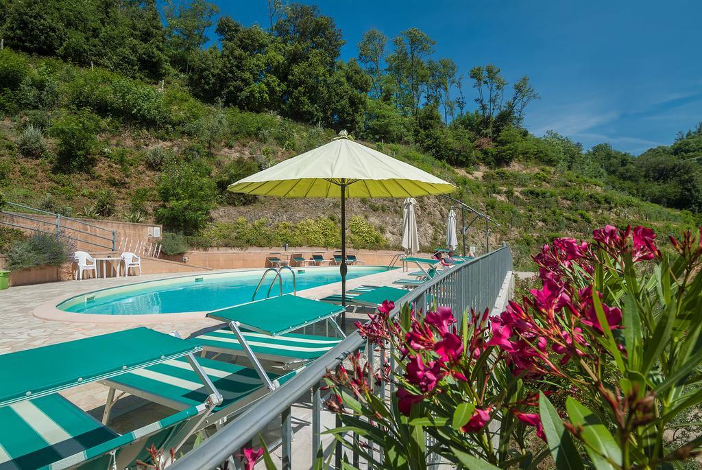 Villa Gli Ulivi Di Montalbano La Spezia Exterior foto
