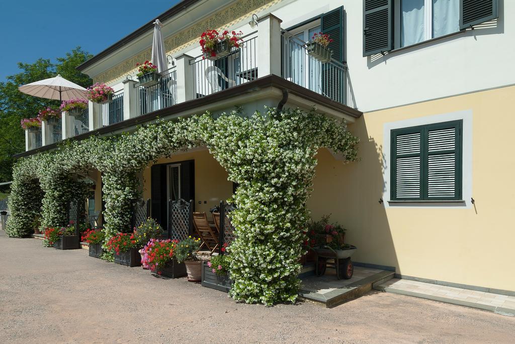 Villa Gli Ulivi Di Montalbano La Spezia Exterior foto